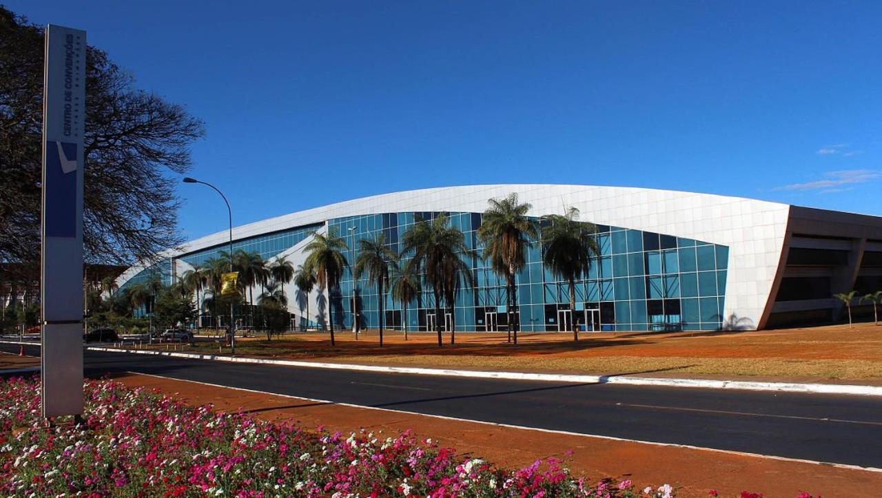V822 Apart Aconchegante Em Frente Ao Shopping Brasília Exteriör bild